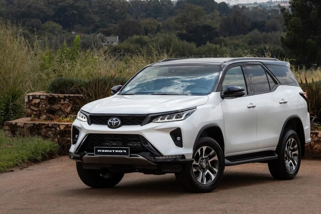 toyota fortuner 1
